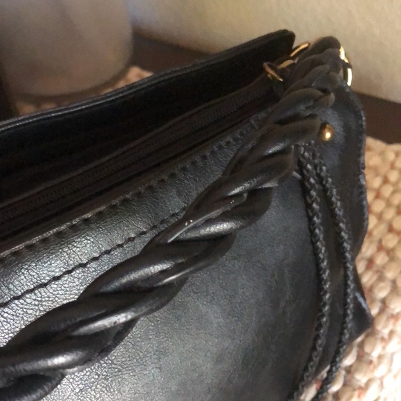 Relic - Picture 10 of 13